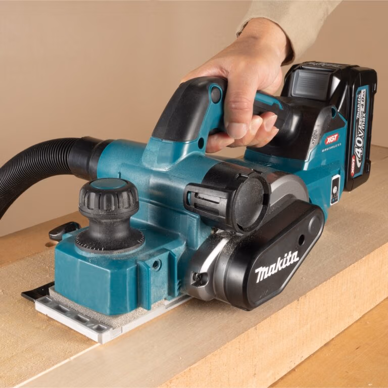 Makita 40V max. XGT Akku-Hobel KP001G