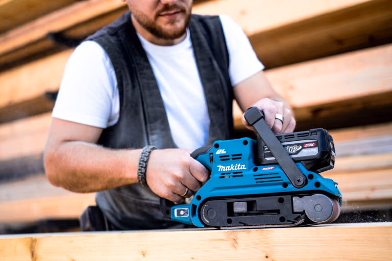 Makita Akku-Bandschleifer BS001G (40V XGT)