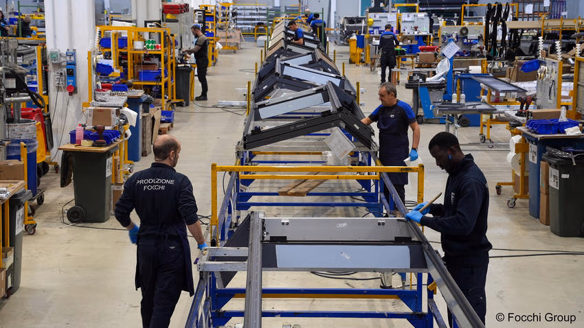 Die Focchi Group fertigt die modularen Fassadenelemente für 2 Finsbury Avenue. Die darin eingesetzten Isoliergläser stammen von AGC Interpane. Bild: © Focchi Group