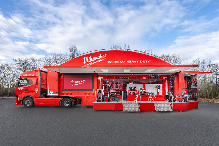 Milwaukee Tour 2026: Der Big Red Truck ist unterwegs