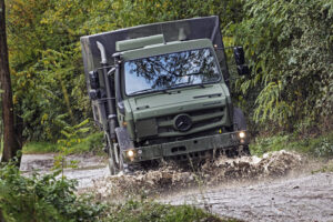 Mercedes-Benz Unimog