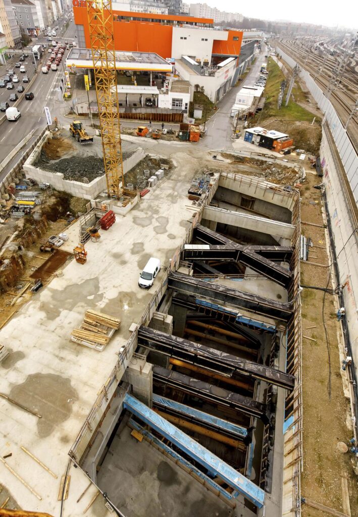 Ausbau des U-Bahnnetzes: Das ambitionierte Bauprojekt wurde durch die modularen Systemlösungen von Vp Groundforce unterstützt.
Foto: Swietelsky AG
