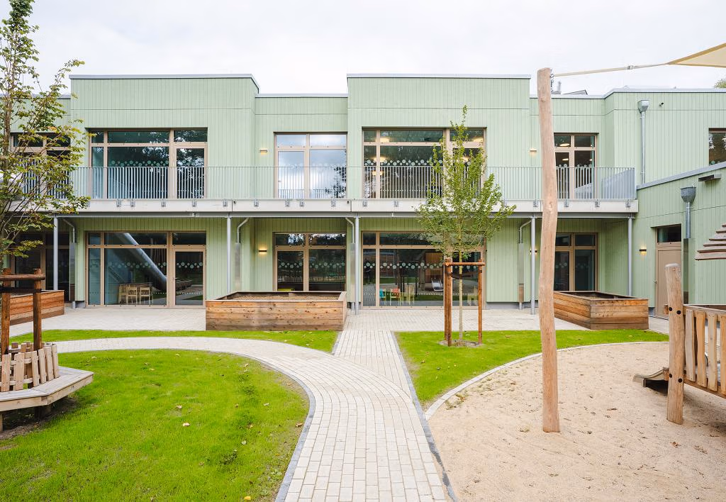 Der zweigeschossige Neubau der Kita entstand auf einem 2.600 Quadratmeter großen Grundstück. Foto: Brüninghoff