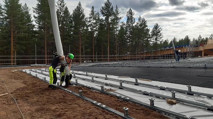Für das geplante Gründach mit höherer Artenvielfalt wählte man den ZinCo-Systemaufbau mit Floradrain FD 40. Quelle: MATTAK AS