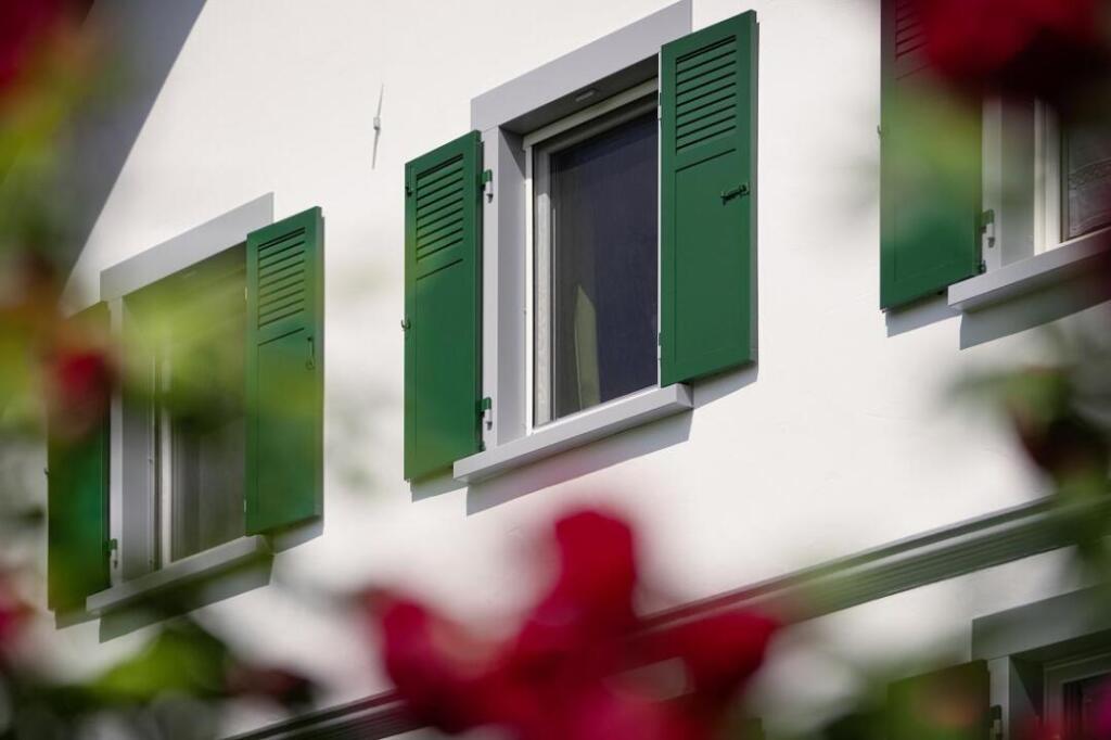 Der Sonnen-, Sicht- und Wetterschutz von EHRET verbindet regionale Tradition mit Funktionalität