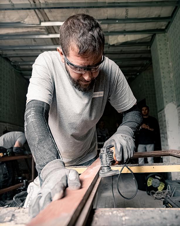 Alte Eichenrahmen im Schloss Wynendaele mit neuer Wärmedämmung

Flämisches Kulturerbe restauriert mit FINEO Vakuumisolierglas