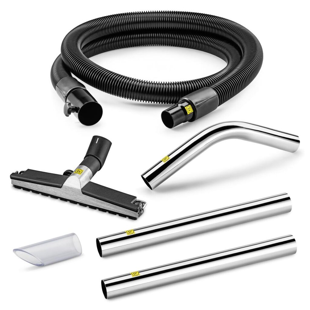 Für das Saugen trockener Feststoffe und Stäube eignet sich das Bodenreinigungs-Set Dry Advanced.