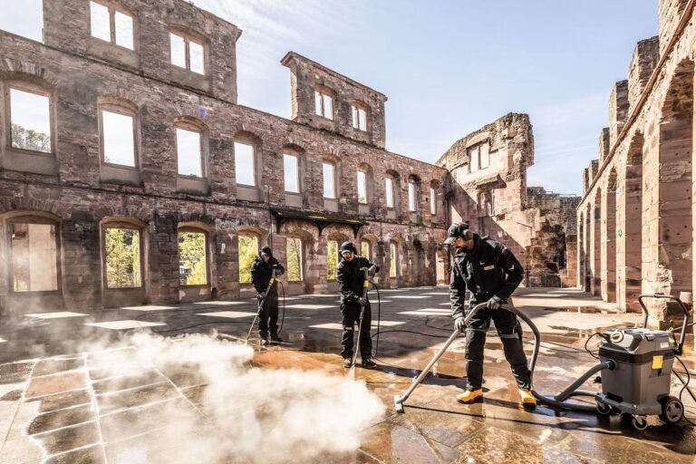 Spezialreinigung im Heidelberger Schloss