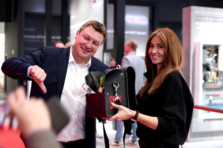 SHK-Influencerin Sandra Hunke gewinnt Stiebel Eltron-Wette