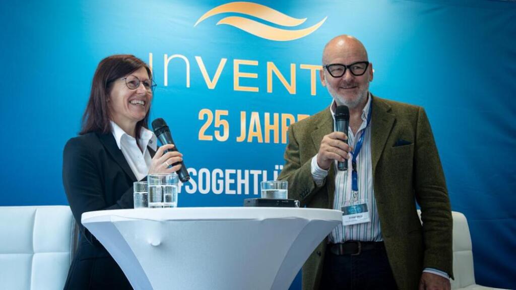 m Interview mit Stephan Hanken (Geschäftsführer Sage & Schreibe Public Relations) berichtete inVENTer-Geschäftsführerin, Annett Wettig, über die Meilensteine der Unternehmensgeschichte wie beispielsweise die Übernahme von inVENTer durch den englischen Lüftungskonzern Volution im Jahre 2014.