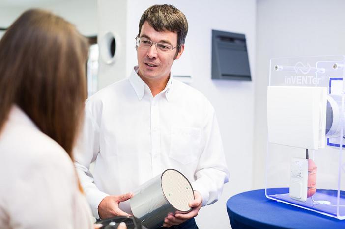 Eine professionelle Installation und Wartung der Lüftungstechnik ist das A und O für einen reibungslosen und sicheren Betrieb der Geräte.