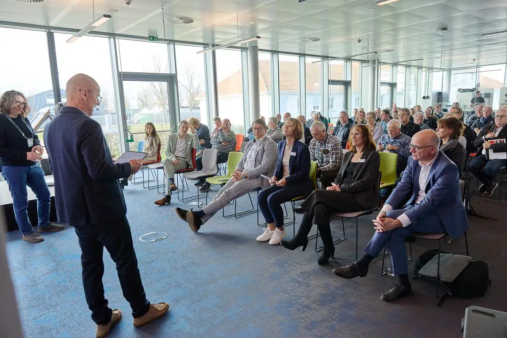 Die hohe Beteiligung unterstreicht das große Interesse der deutschen Architekten- und Planerszene an den zukünftigen Herausforderungen für den Gebäudesektor.
Bildquelle: Zehnder Group Deutschland GmbH, Lahr.